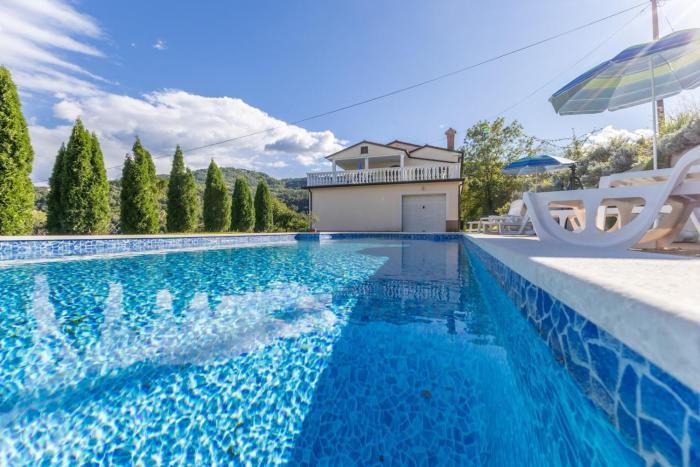 Maria Buzet 2 with Balcony