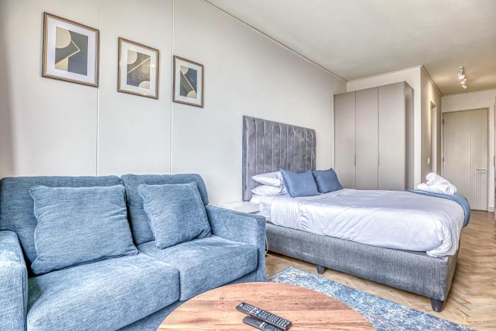 Designer Touch One Rosebank