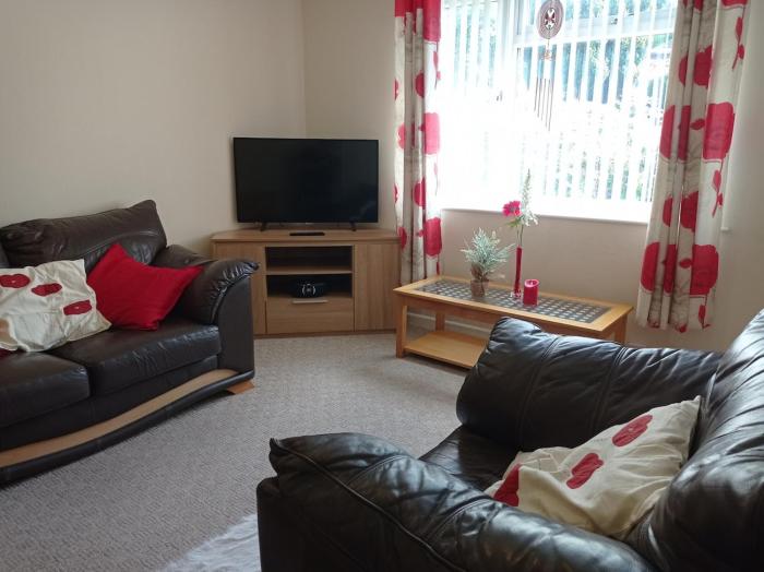 Classic one bed bungalow with views over the town