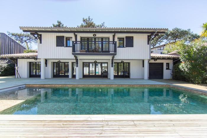 Villa Du Phare avec piscine chauffée pour 14 personnes