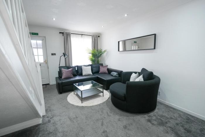 Modern 2 Bedroom Platinum Pad Glasgow City