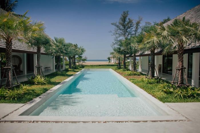 Villa Aditi - Amazing Beachfront Villa