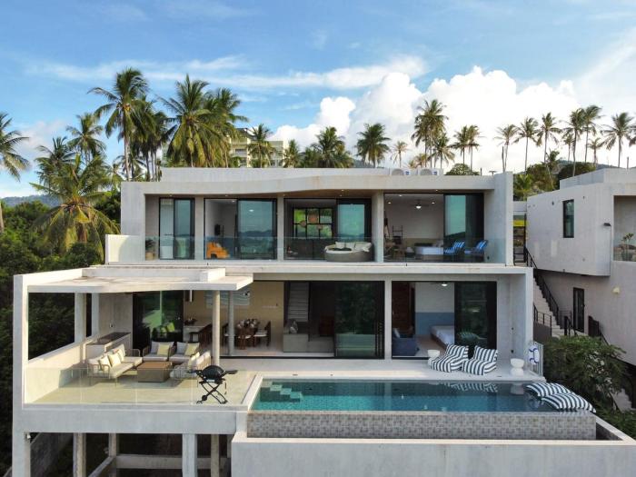 Villa La Lay by S&P Villa Management