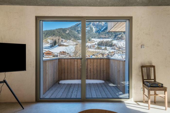 Lena Dolomites Suite