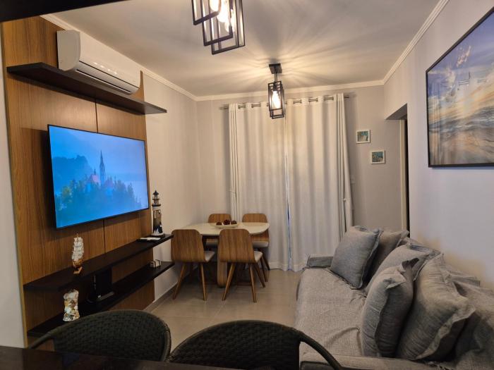 Apto a 50m da Praia Martim de Sá com Piscina e vista para o Mar