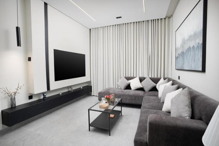 Modern 1BR Apartment Self Entry