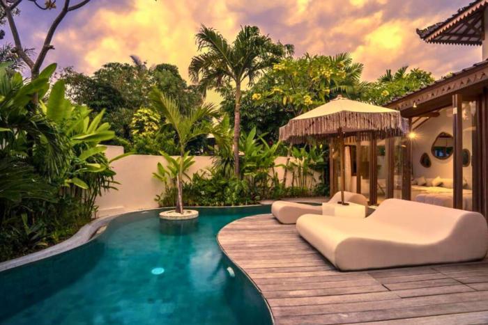 Mahawirya Elegant 3 BR Private Pool Villa ZN350