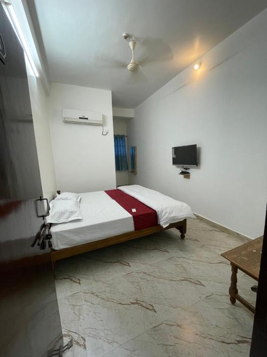 Hotel Aastha