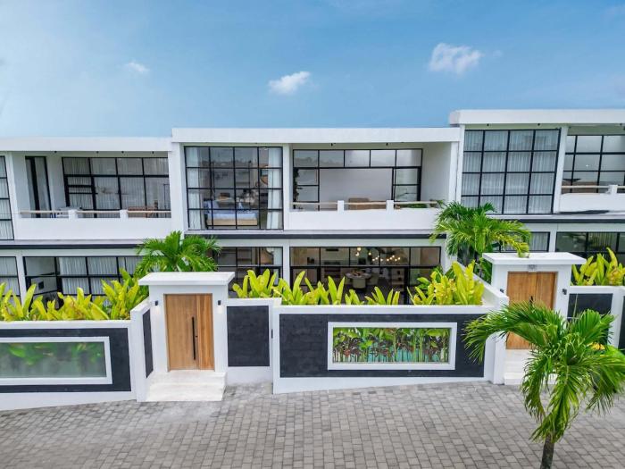 Divine Villas 2BR Brand New in Canggu