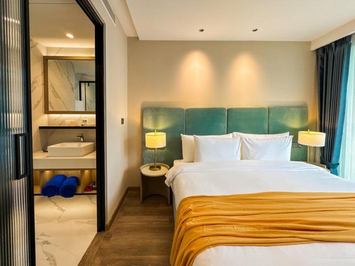 New Modern 1Bdr Laya 500 m to the Beach