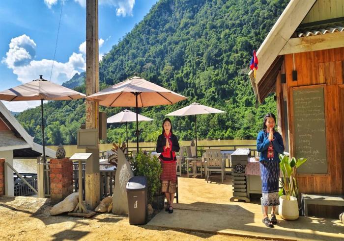 Dokchampa River View Villa