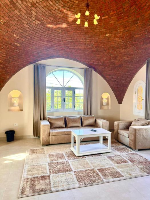 Royal Home Dome Style - Top Floor Apartment