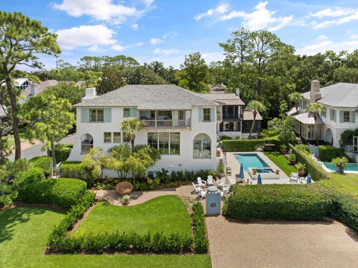 Via Serena - 3 Via Serena