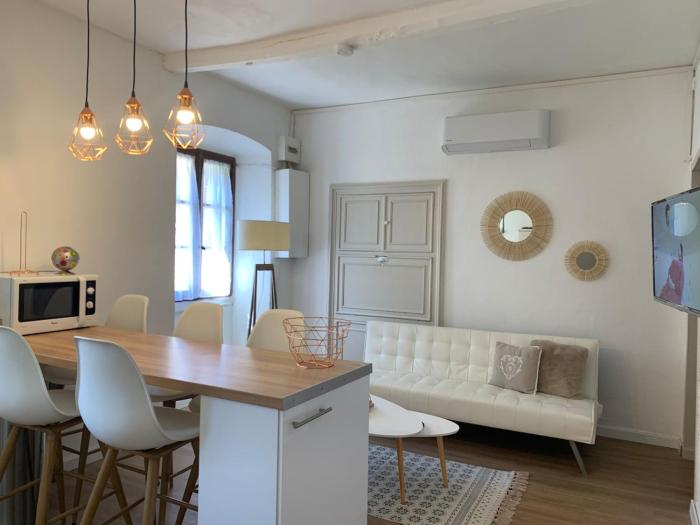 Appartement en centre ville près de la plage et de la mer