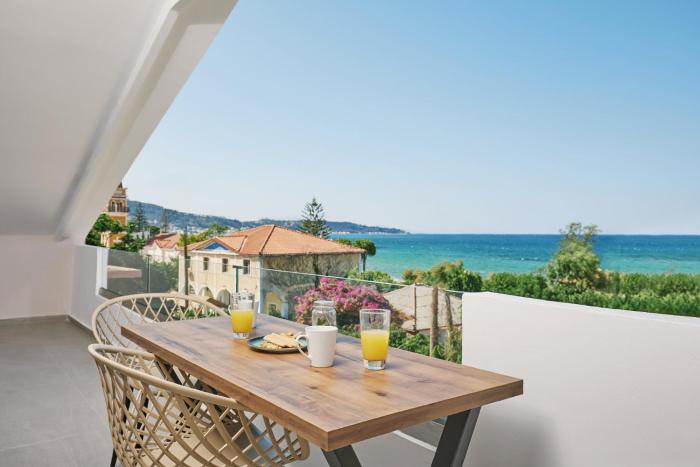 Sofita - Beachfront 2BR Apartment with Sea View, by TK Premium Stays