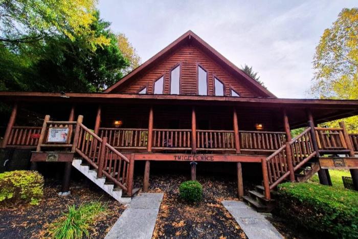 Prospector - Pigeon Forge cabin