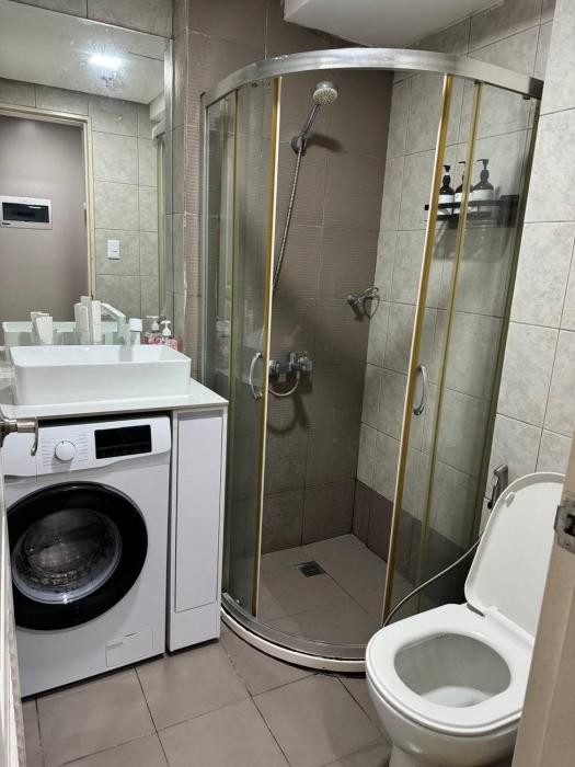 Monarch Parksuites staycation near Moa IKEA Solaire