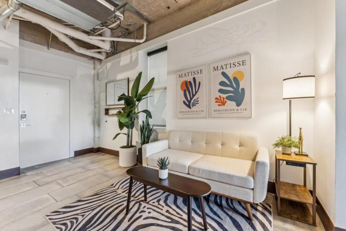 Home Sweet Condo Cozy Dallas Condo No 109