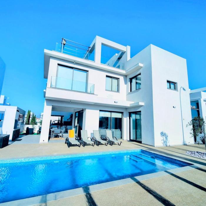 Ruach Villa