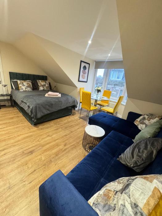 Apartment 6- 216 High Street