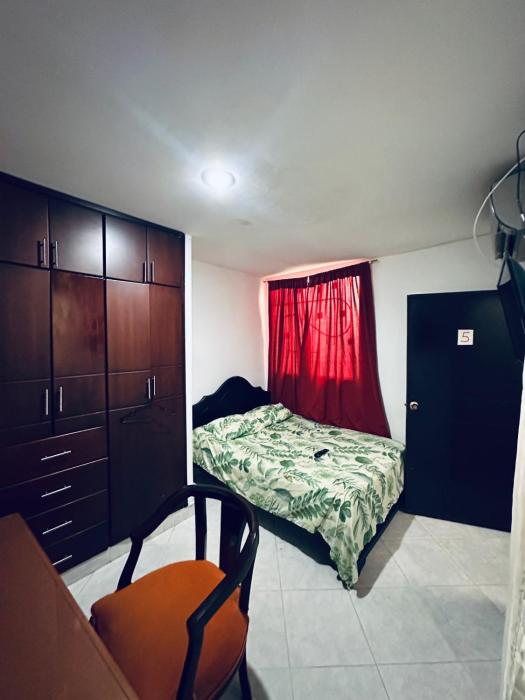 Habitacion privada cerca al hospital de Neiva con Aire Acondicionado y baño Privado