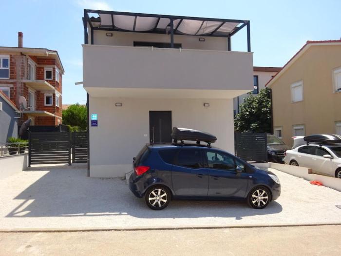 Apartment in Medulin with swimming pool