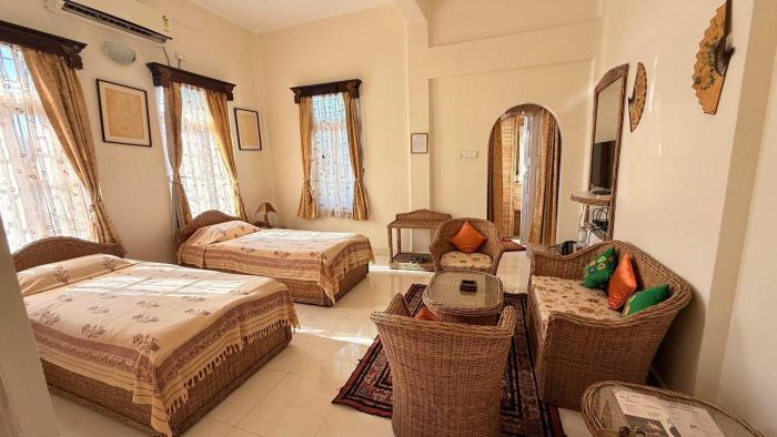 Hotel O by OYO Baruah Bhavan By Axom Inn Heritage