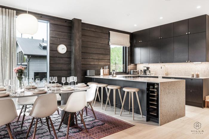 The Crown of Fjällen by Hilla Villas