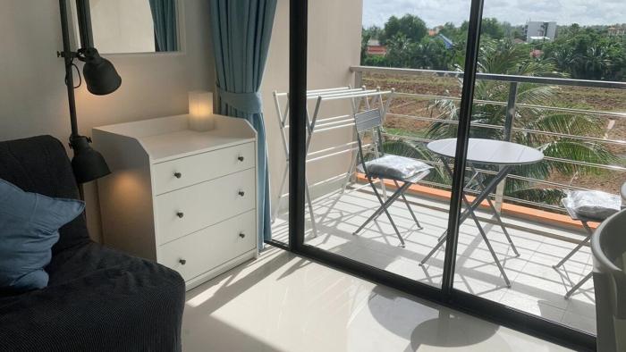 Cozy studio Sunset view near of MaiKhao beach