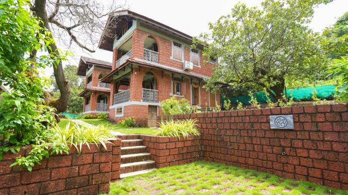 Shaili - 3BHK Konkani Villa near Tamastirth beach, Dapoli