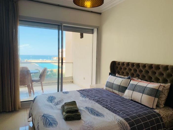 Appart en bord de mer avec piscine vue imprenable