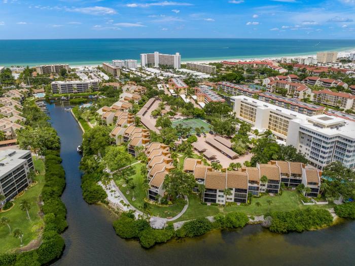 Midnight Cove II 510F