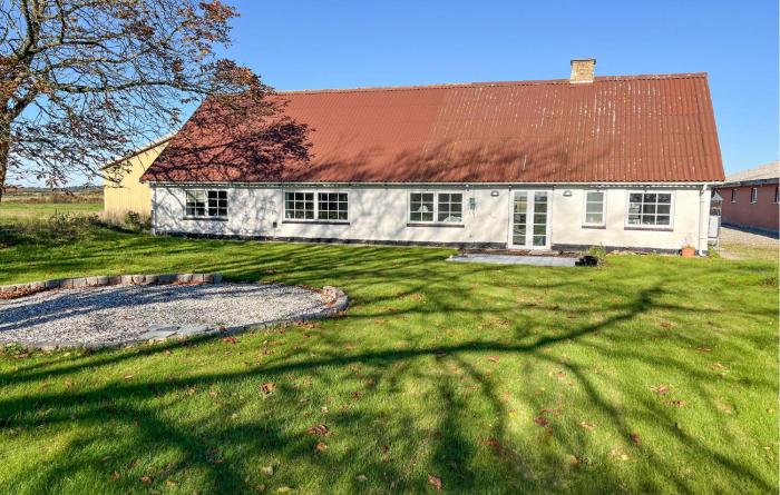 Amazing Home In Løkken With Wifi