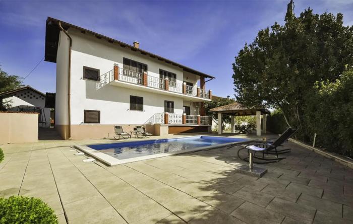 Amazing Home In Polaca