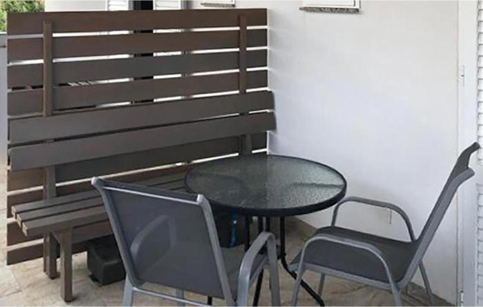 1 Bedroom Cozy Apartment In Vrsi