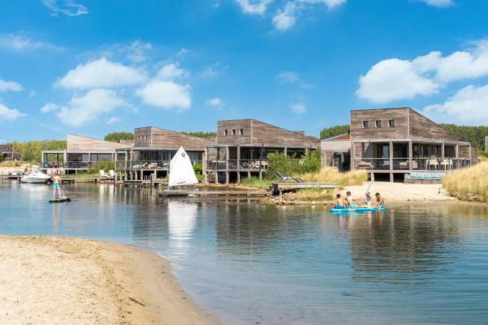 Villa 3 – The Jetty | With a private beach and private jetty