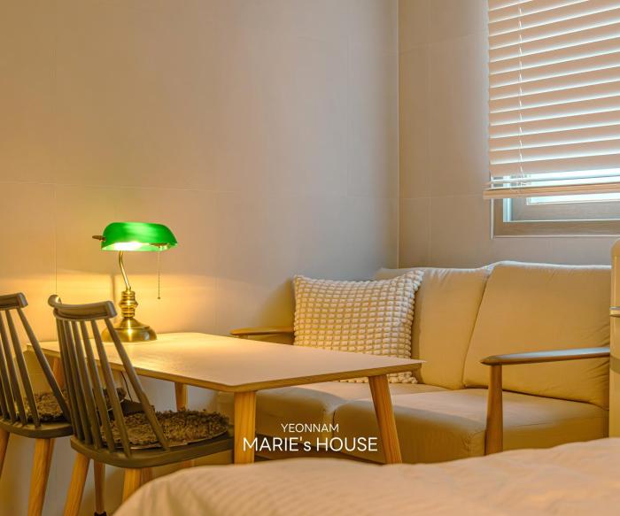 Maries House 102 Hongdae