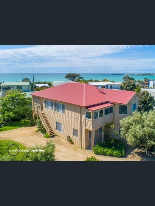Beachside Apartment