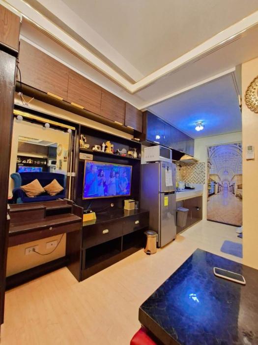 Trees Residences by Cail