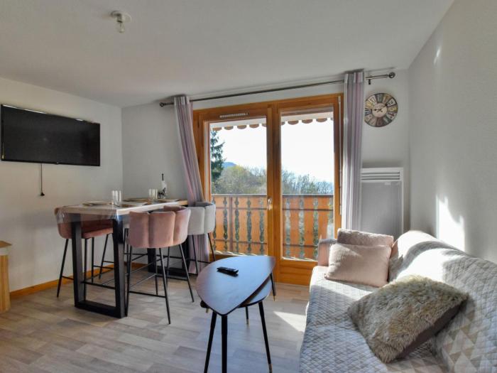 Appartement spacieux proche pistes avec parking privé - FR-1-498-116