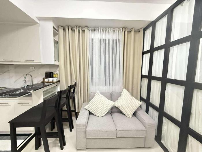 Condo in Shore 3 Residences, Pasay