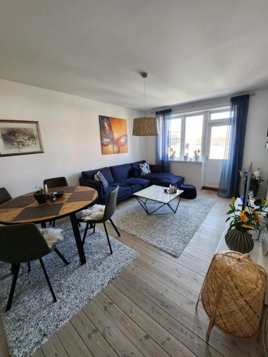 Nice home with free parking close to downtown and nature!