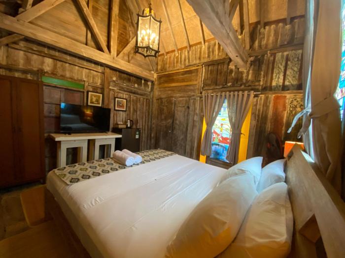 Secret Wooden Cabin - Magnolia