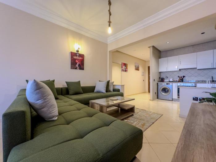 53 - Top localisation, neuf, Piscine et une vue balcon