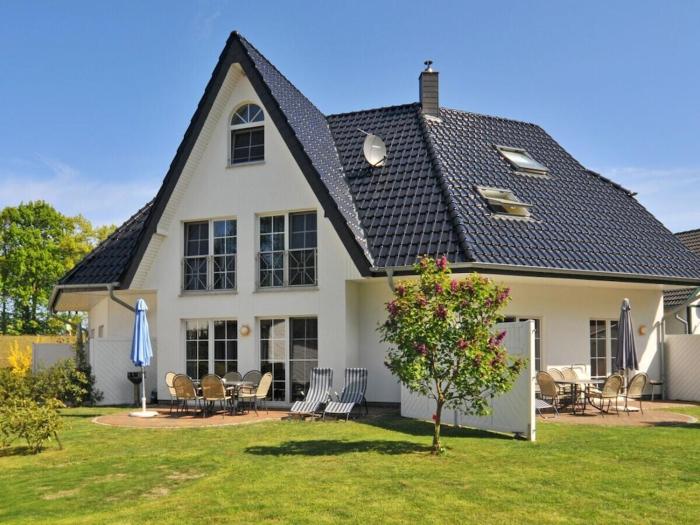 Holiday home in Zingst with swimming pool