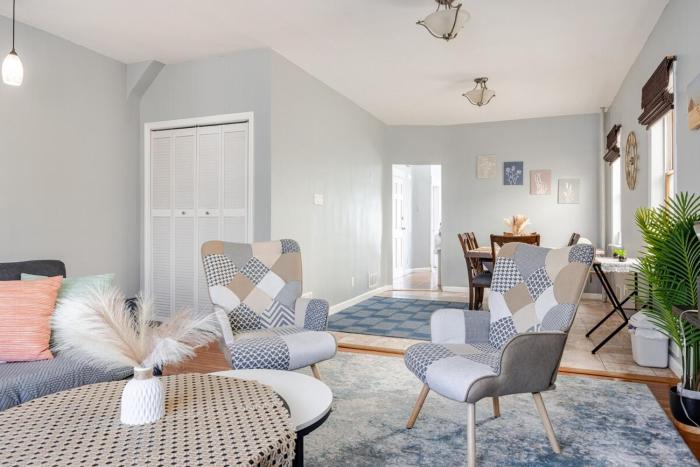 Free Parking -5 Guests- 30 min to NYC