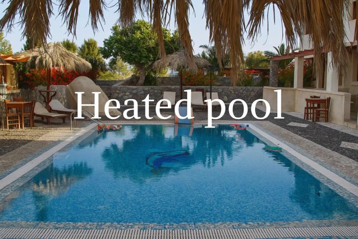 Birds Villa Apartments with Heated Pool - Including Car and Breakfast