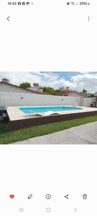 Casa con pileta,quincho y mas servicios para vos