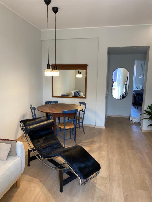 Two-room apartment on a quiet street 15 minutes from the Duomo
