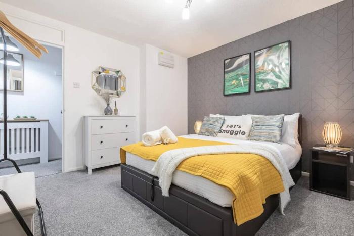 Stylish 1-Bed Luxury Retreat